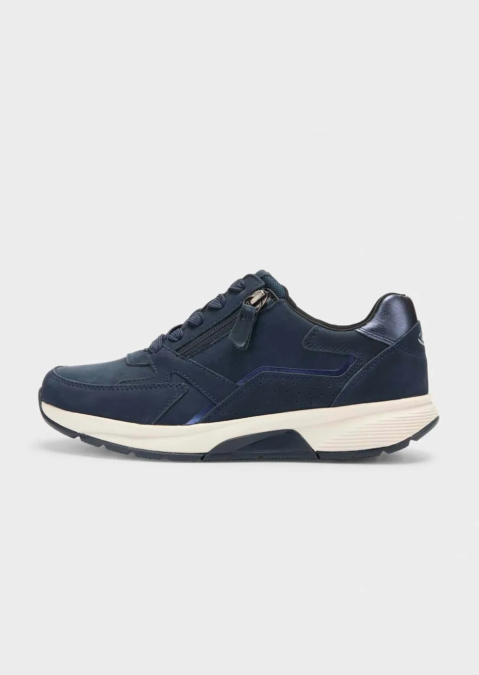 Sneaker mit Mesh-Futter