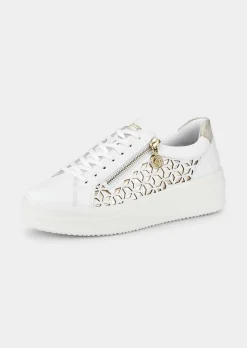 Sneaker mit seitlichen Ornamenten