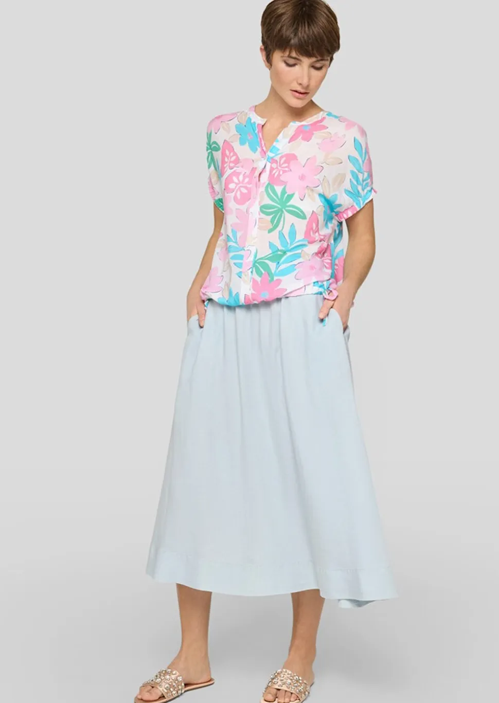 Sommerbluse mit Tunnelzug am Saum