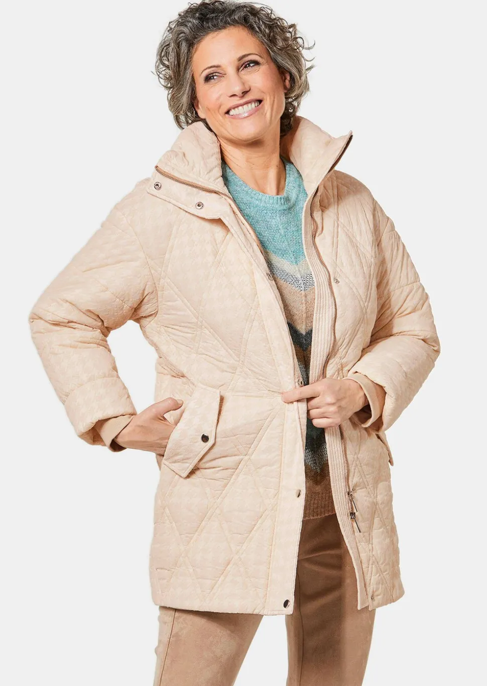 Steppjacke mit hübschem Flock-Druck
