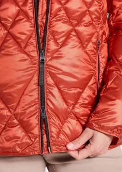 Steppjacke mit Rautenmuster