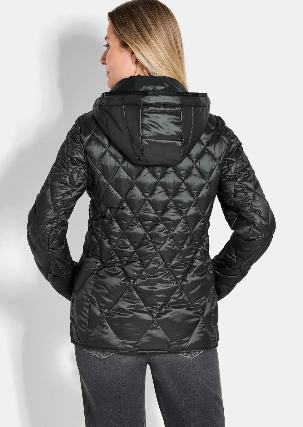 Steppjacke mit Rautenmuster