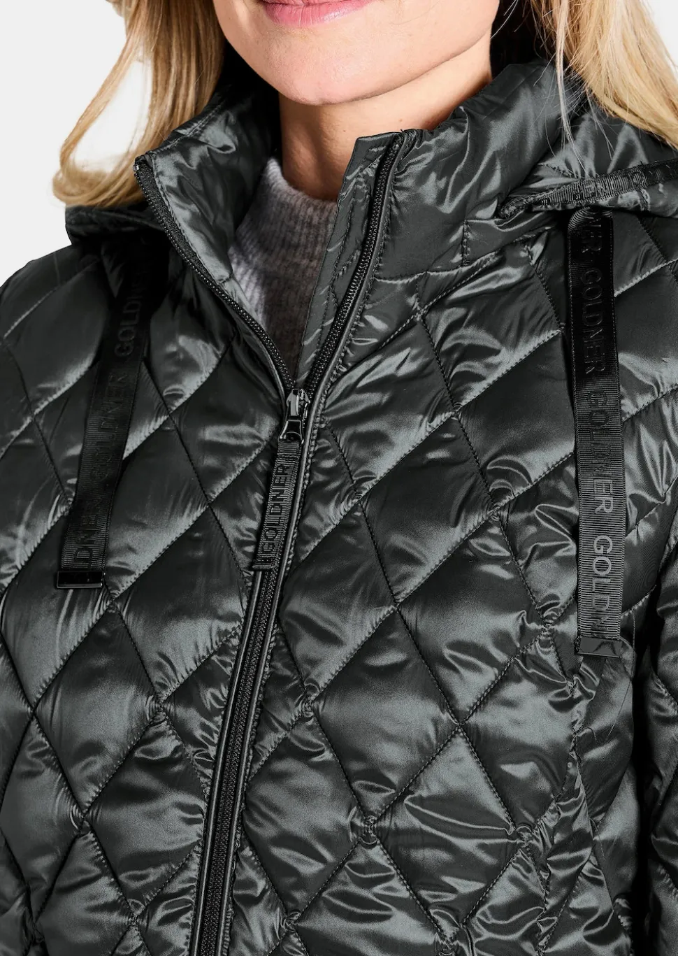 Steppjacke mit Rautenmuster