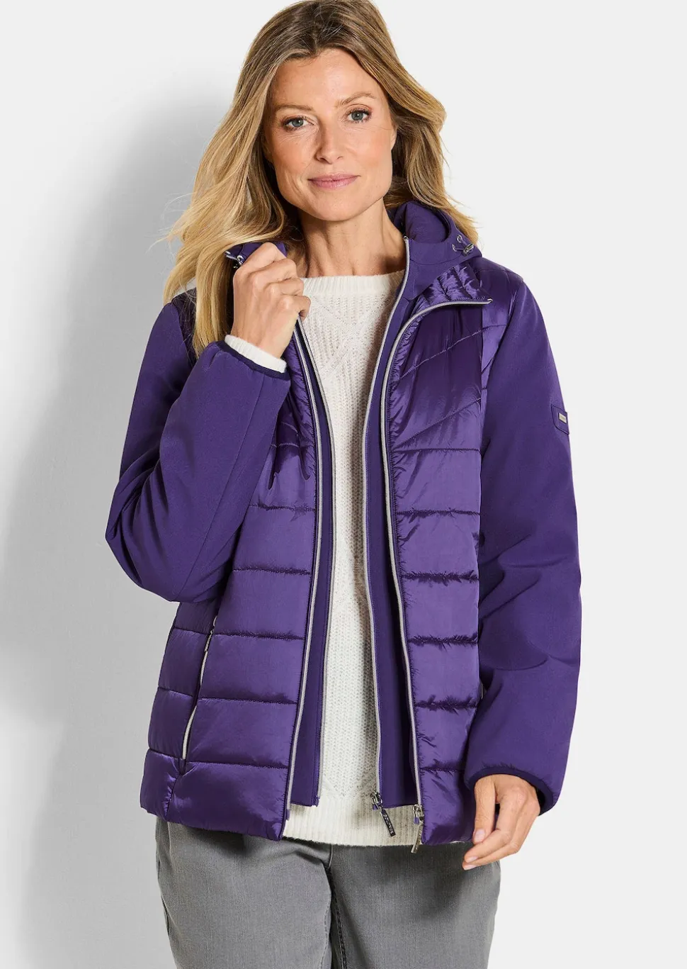 Steppjacke mit Ärmeln aus Softshell