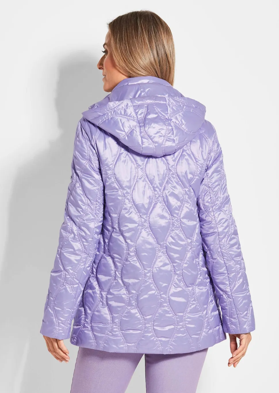 Steppjacke mit Wellenstepp