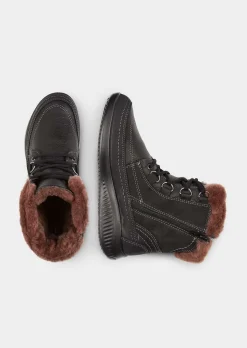 Stiefeletten aus Leder mit Lammfell