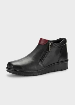Stiefeletten aus Leder mit Reißverschlüssen