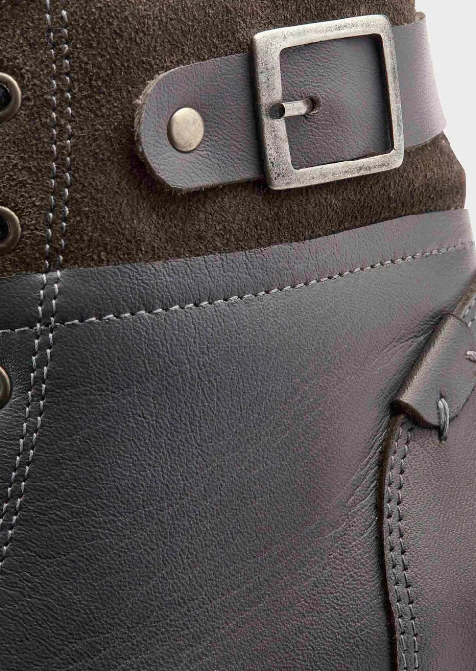 Stiefeletten in edlem Leder-Mix