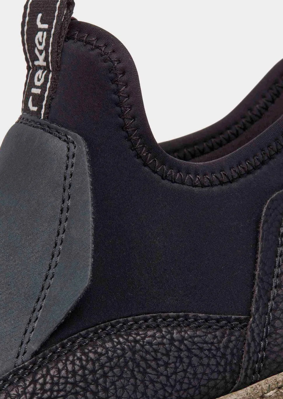 Stiefeletten mit Elastik-Einsatz