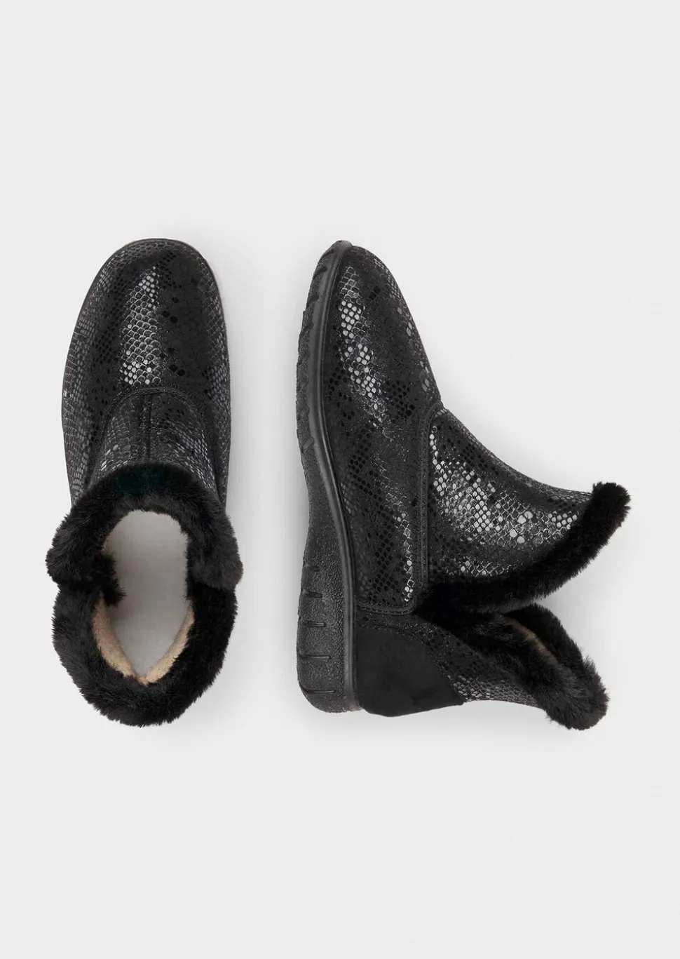 Stiefeletten mit weitem Schaft