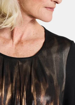 Stretchbequemes Blusenshirt mit schimmerndem Druck