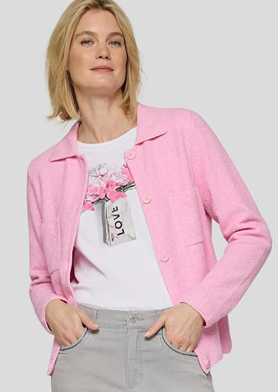Strickjacke im Hemdblusen-Stil