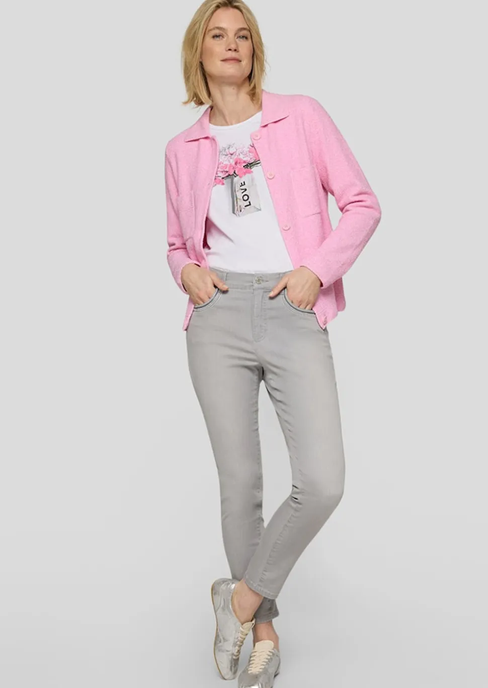 Strickjacke im Hemdblusen-Stil