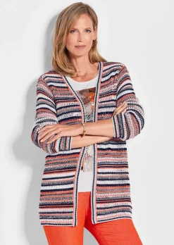 Strickjacke im Ringel-Look