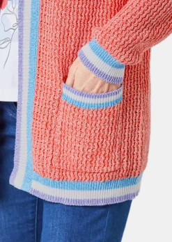 Strickjacke in raffinierter Struktur