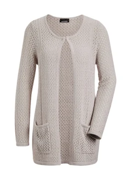 Strickjacke mit Lochmuster