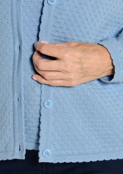 Strickjacke mit Pünktchenmuster