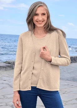 Strickjacke mit Pünktchenmuster