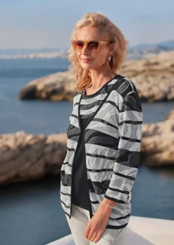 Strickjacke mit V-Ausschnitt