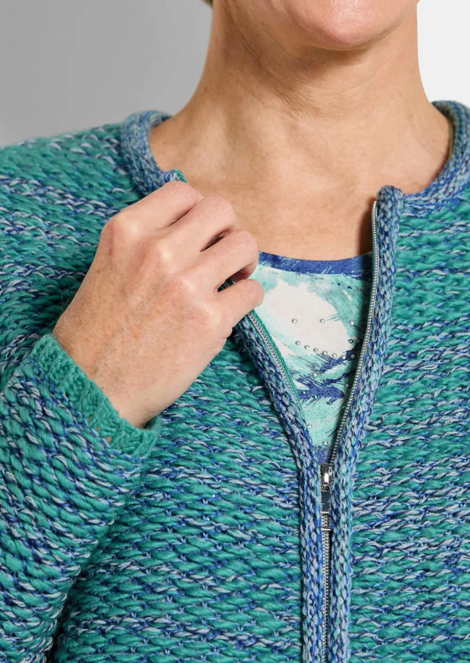 Strickjacke mit verdecktem Reißverschluss