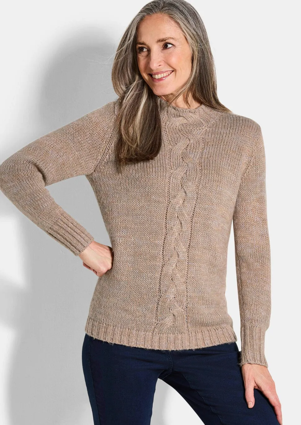 Strickpullover mit Zopfstrick