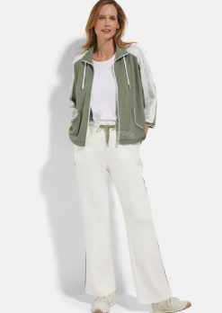 Sweatjacke mit Schriftzug an den Ärmeln