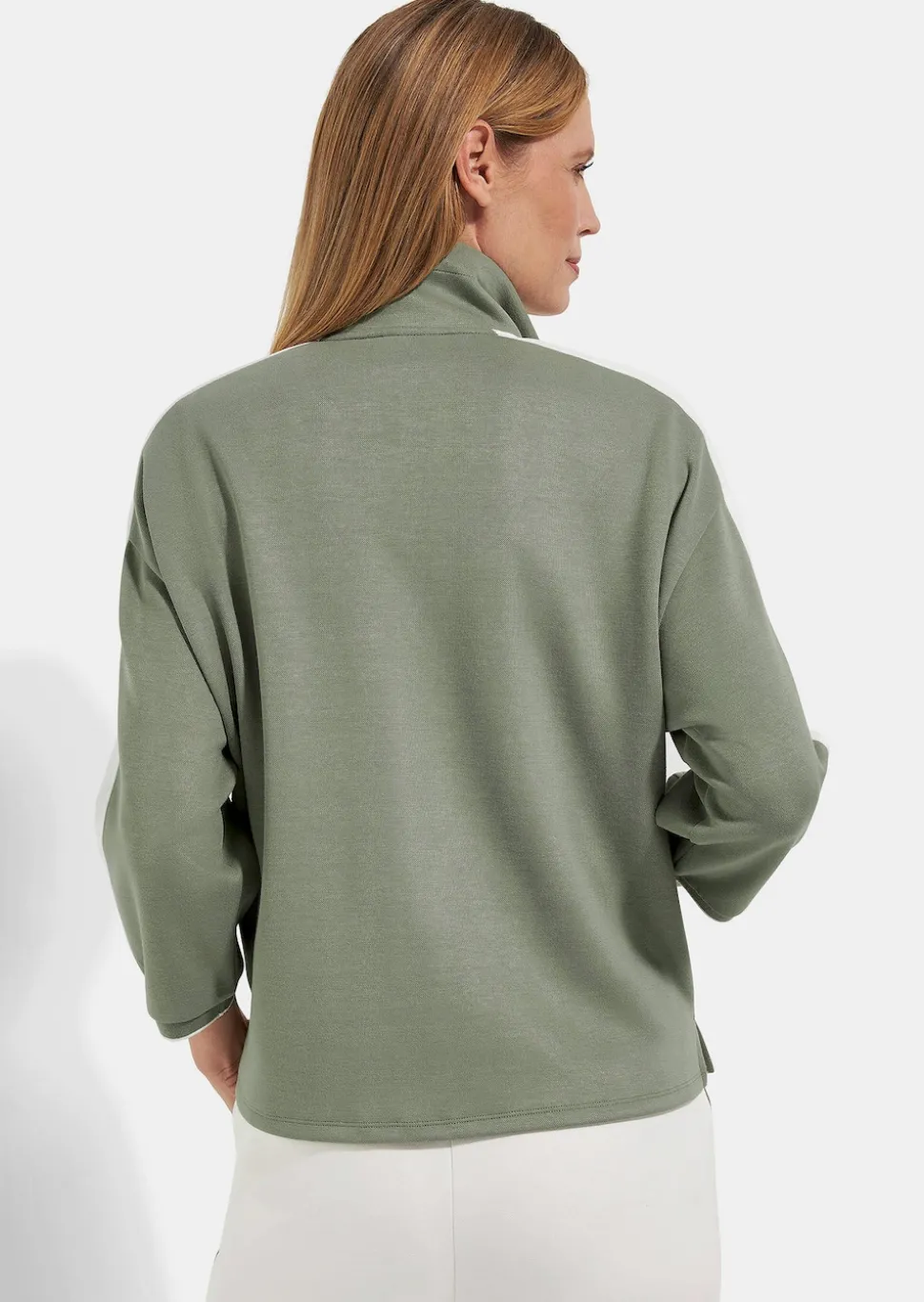 Sweatjacke mit Schriftzug an den Ärmeln