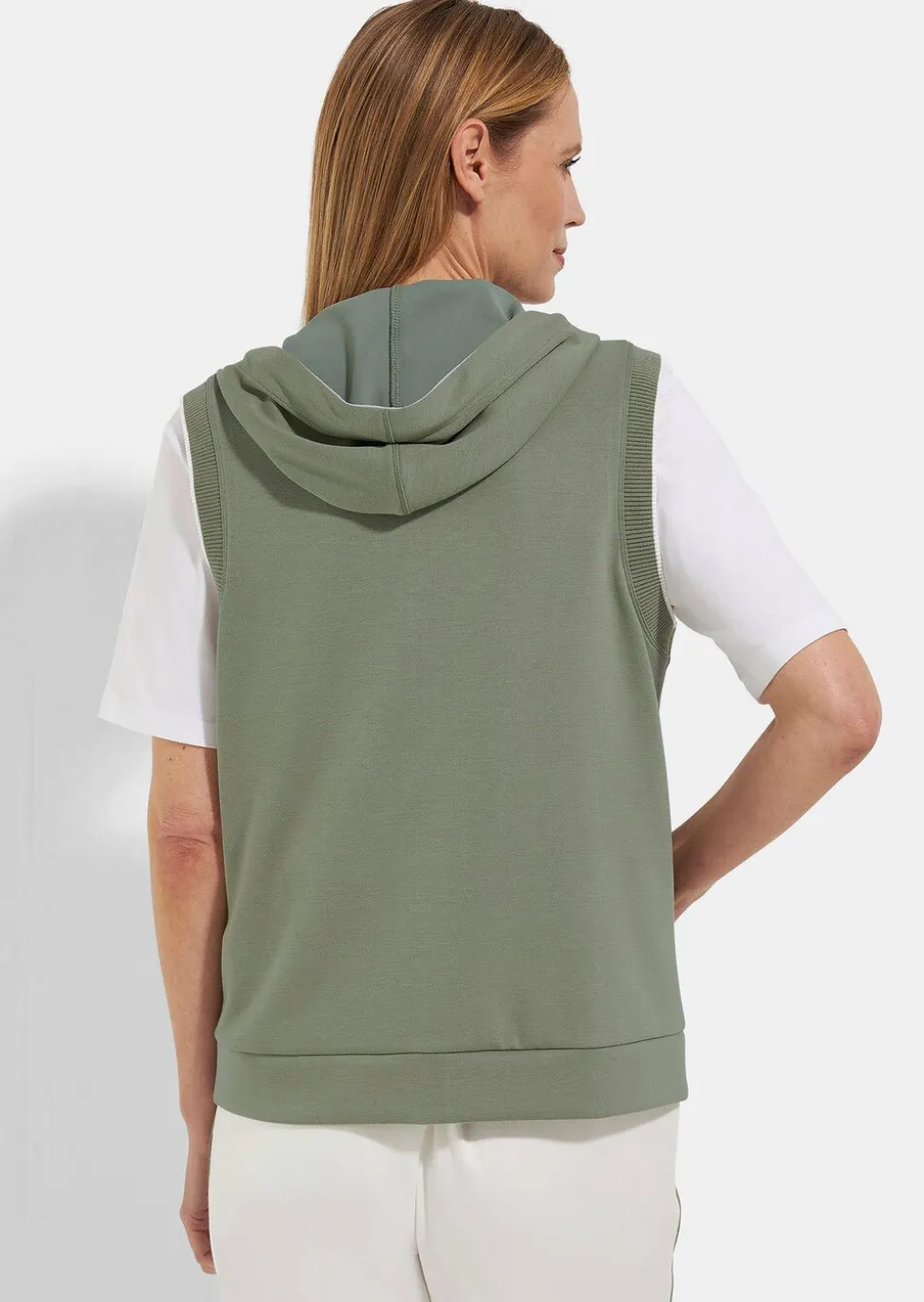 Sweatweste mit Kapuze und Kängurutaschen