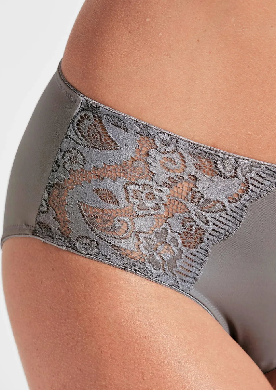 Taillenslip mit Spitze