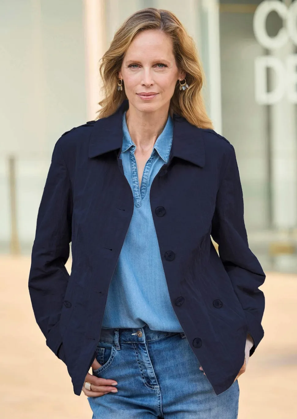 Trench-Jacke in Crash-Optik