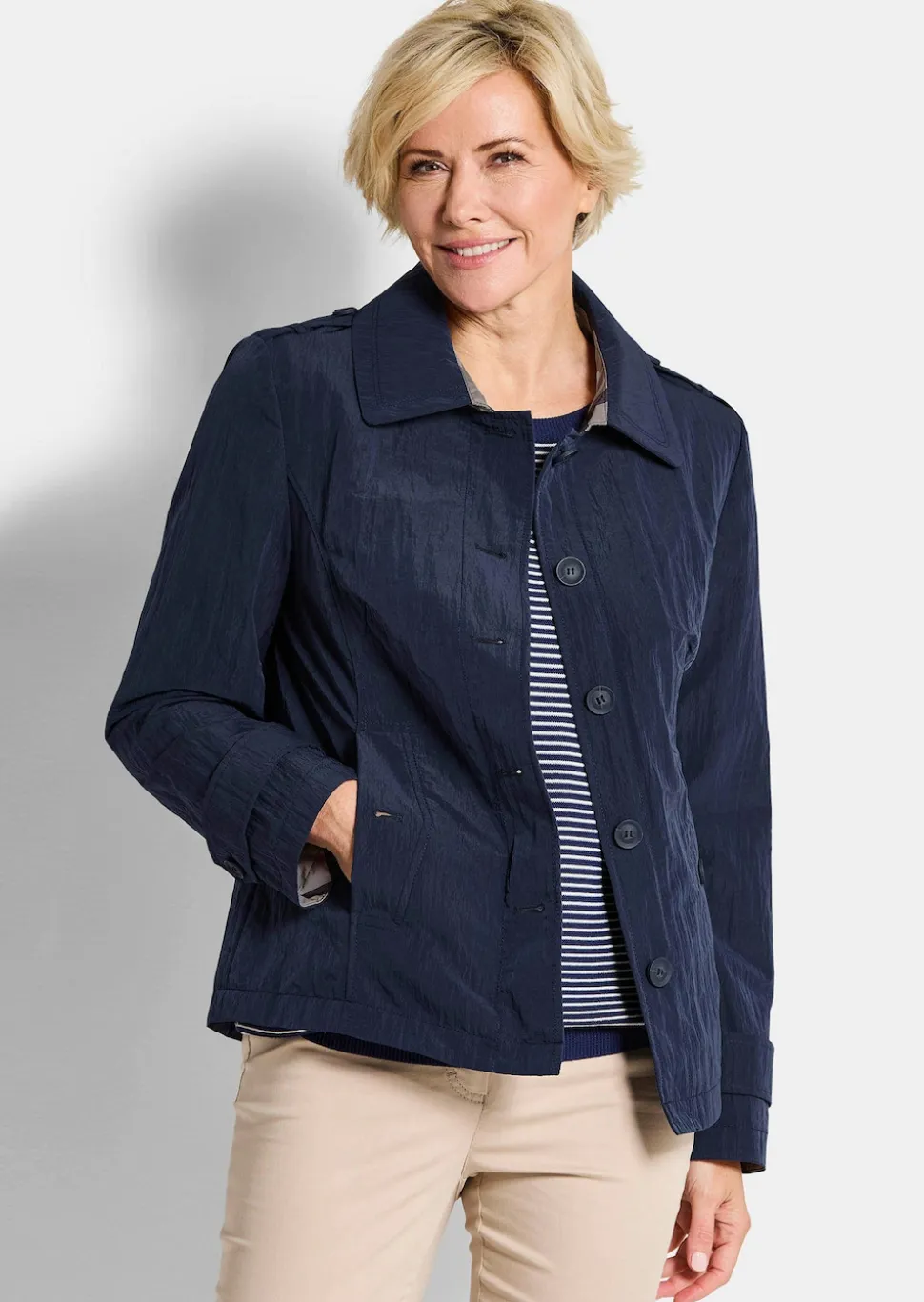 Trench-Jacke in Crash-Optik