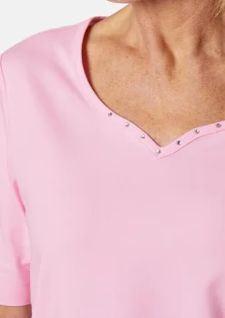 T-Shirt mit charmantem Ausschnitt und Schmucksteinchen