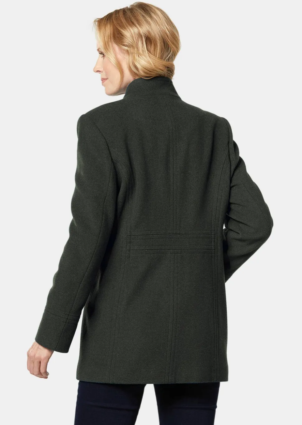 Unentbehrliche Wolljacke mit feinen Details