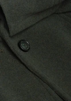 Unentbehrliche Wolljacke mit feinen Details