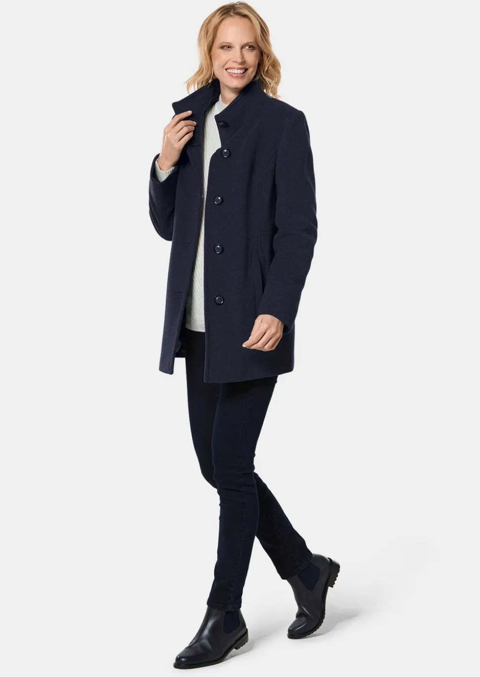 Unentbehrliche Wolljacke mit feinen Details