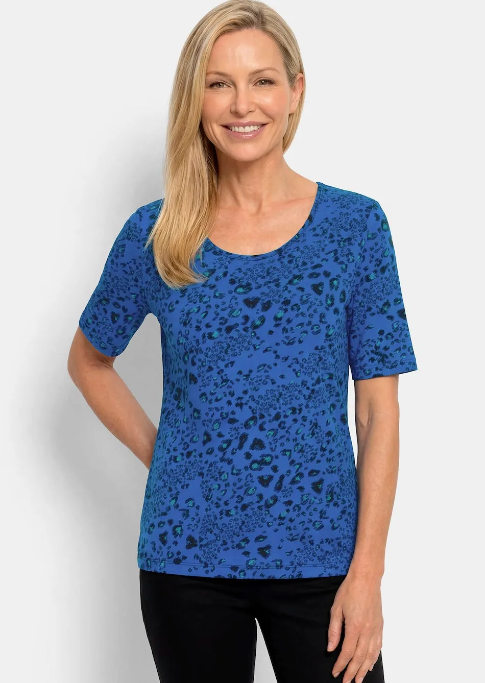 Viskoseshirt im Leo Look