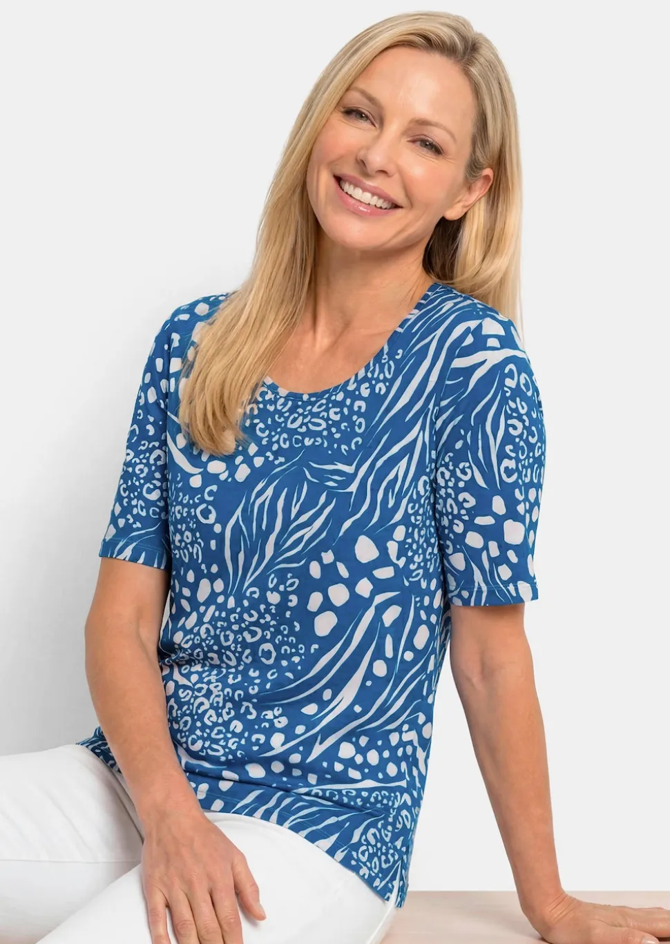 Viskoseshirt in modischem Animal Print