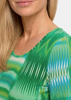 Viskoseshirt mit Zickzackmuster