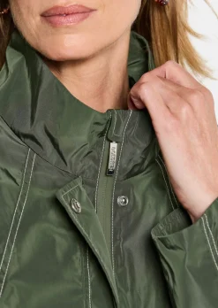 Wasserabweisende Regenjacke