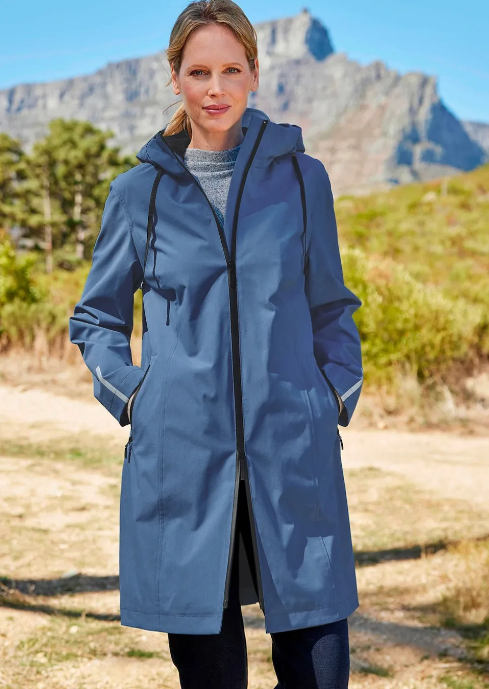 Wasserdichte Funktionsjacke mit Reflektoren
