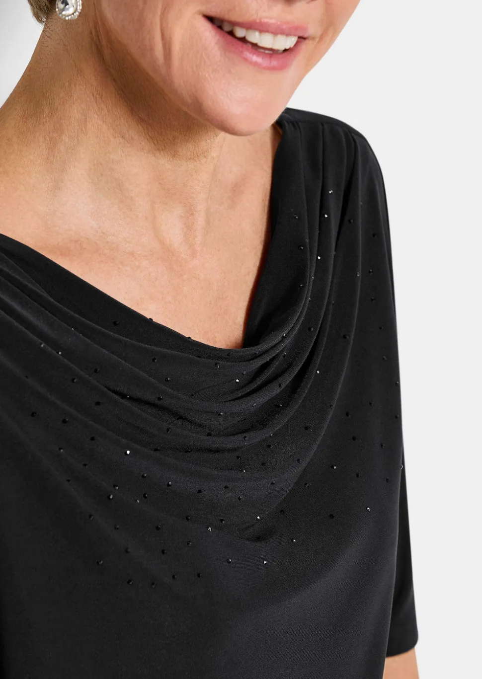 Wasserfallshirt mit Glitzersteinen