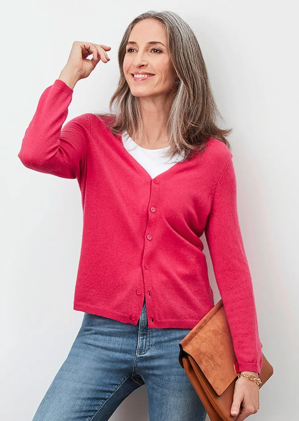 Weiche Kaschmirstrickjacke mit V-Ausschnitt