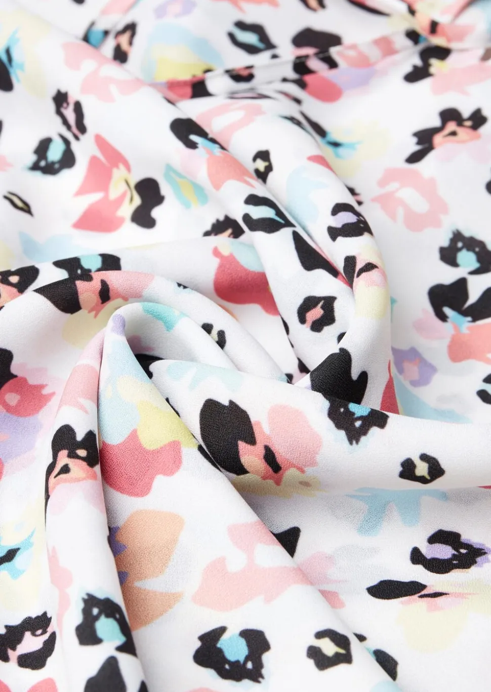 Zeitlose Bluse mit einzigartigem Druck