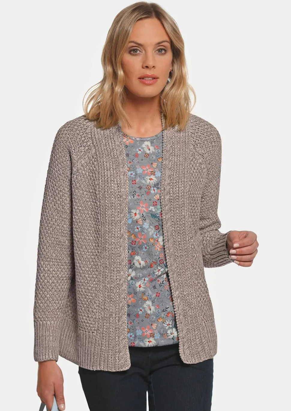 Zeitlose Strickjacke in Grobstrick